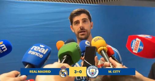 裤袜：曼城踢得很开放场上空间很多，我们正好很擅长利用这点